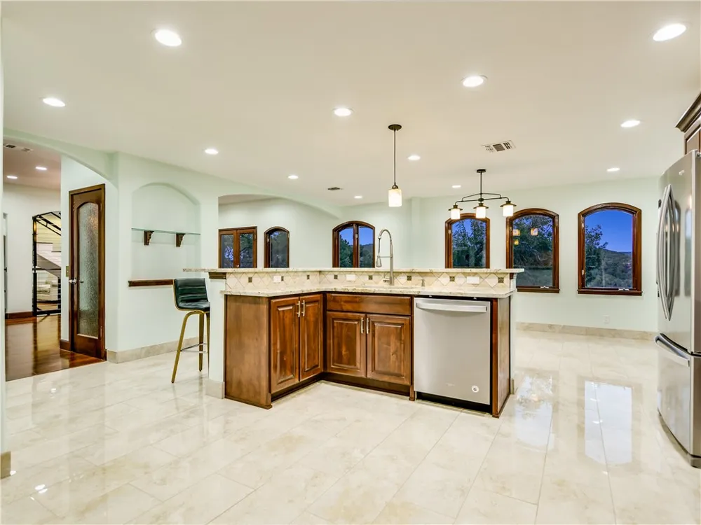 17904 Crystal Cove Jonestown, TX 78645