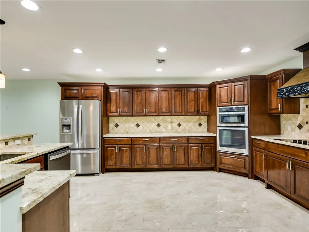 17904 Crystal Cove Jonestown, TX 78645
