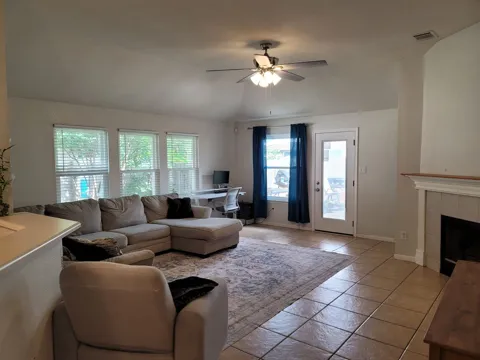 108 Warner Bend