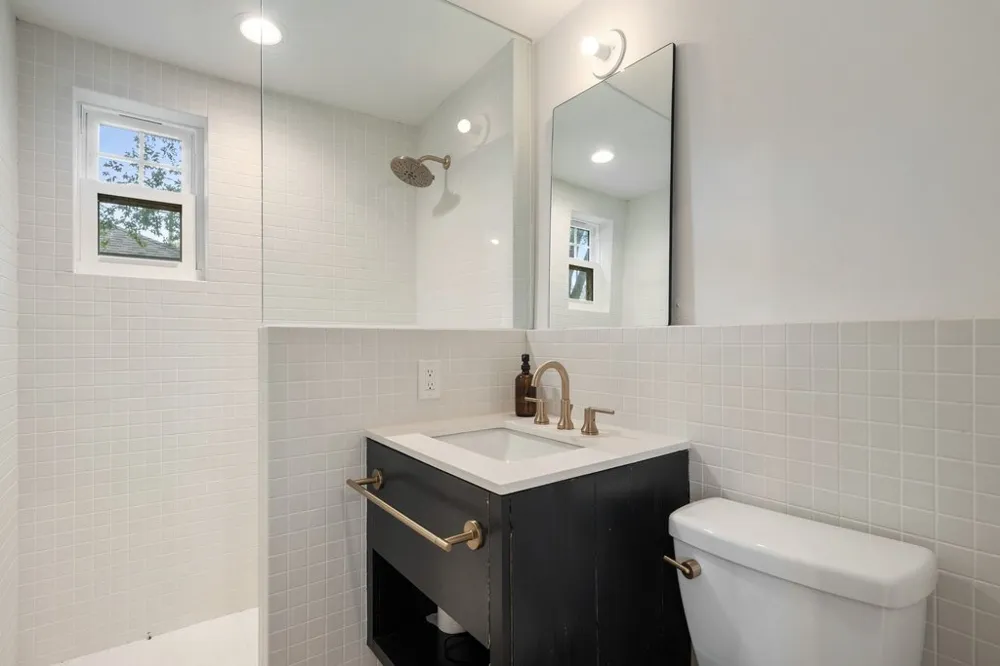 1016 E 43rd Street Austin, TX 78751