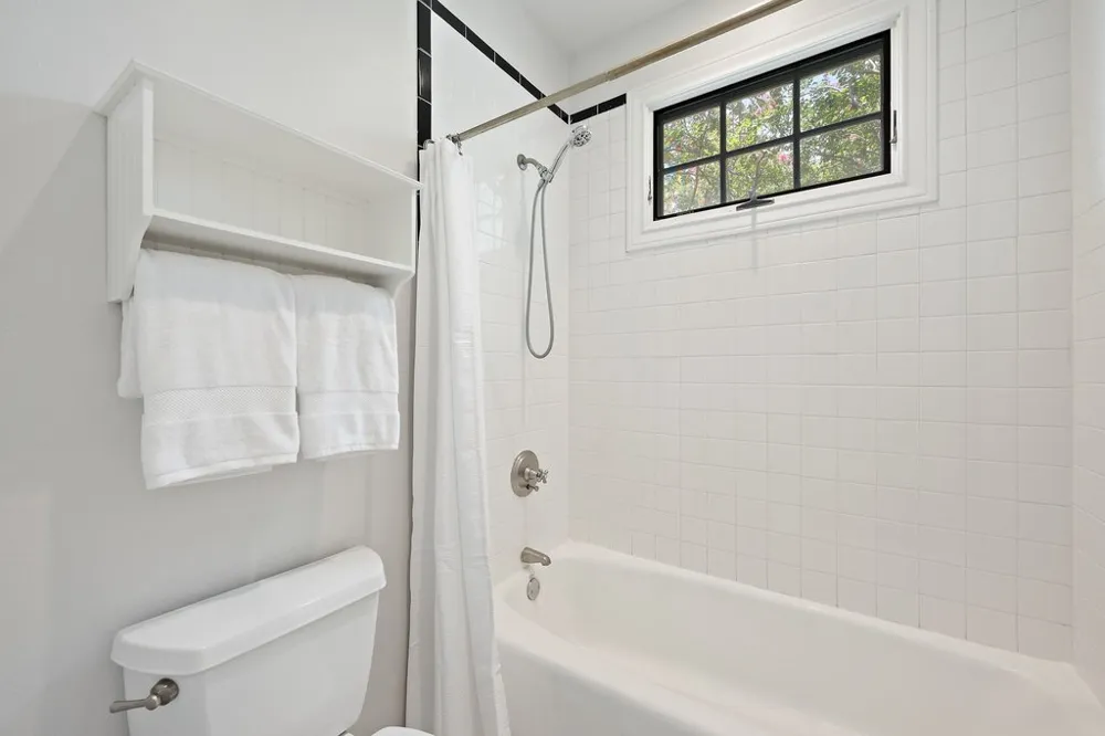 1016 E 43rd Street Austin, TX 78751