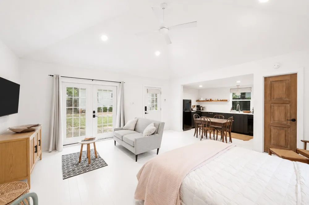 1016 E 43rd Street Austin, TX 78751