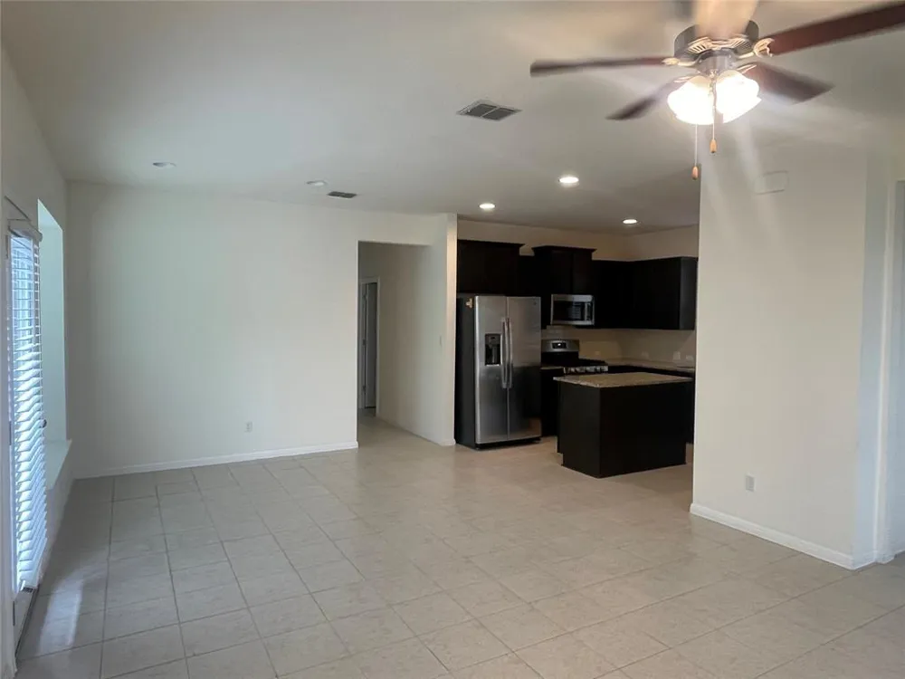 1166 Esplanade Parkway San Marcos, TX 78666