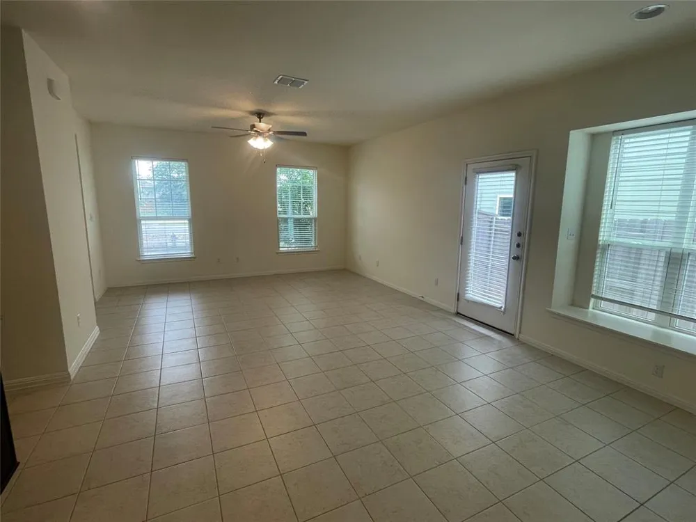 1166 Esplanade Parkway San Marcos, TX 78666