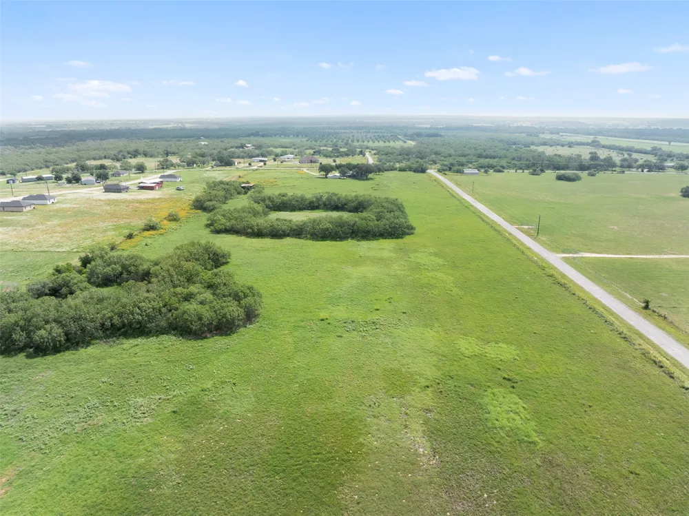 10 County Road 342 La Vernia, TX 78121