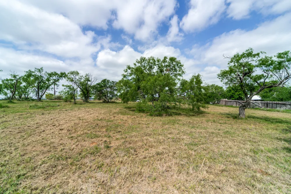 Vernon Avenue Llano, TX 78643