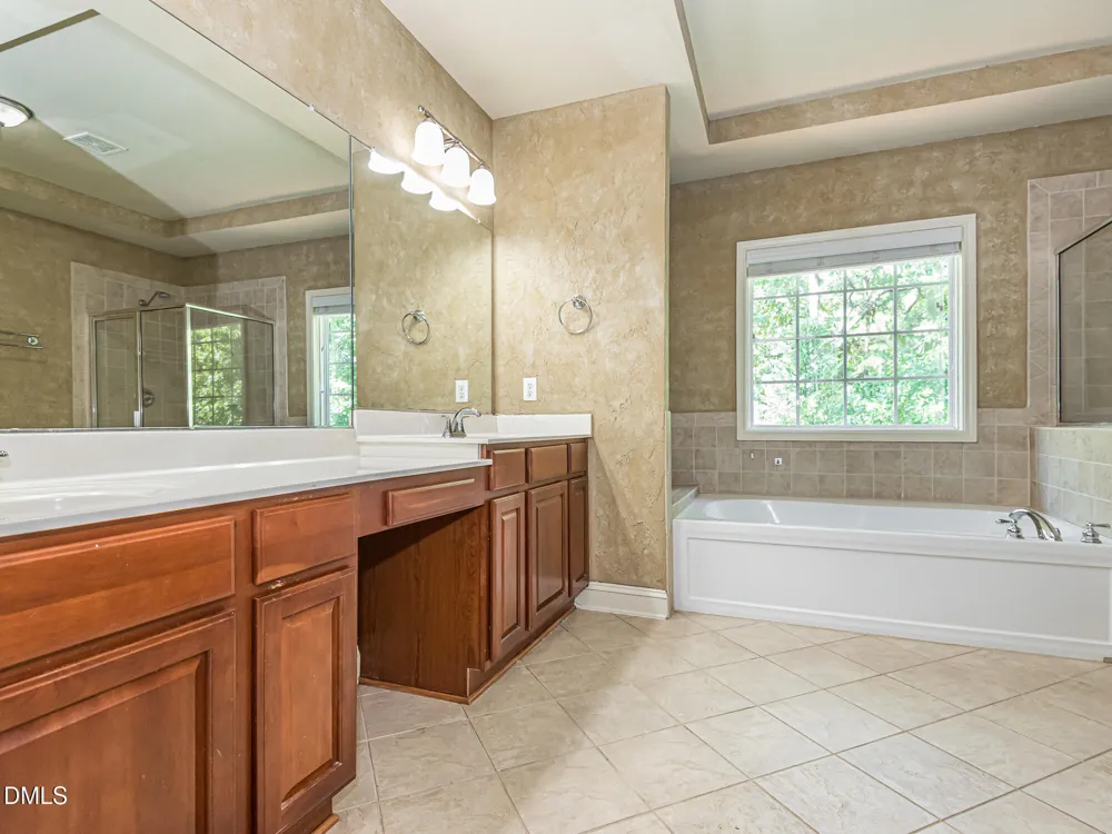 3063 Weston Green Loop Cary, NC 27513