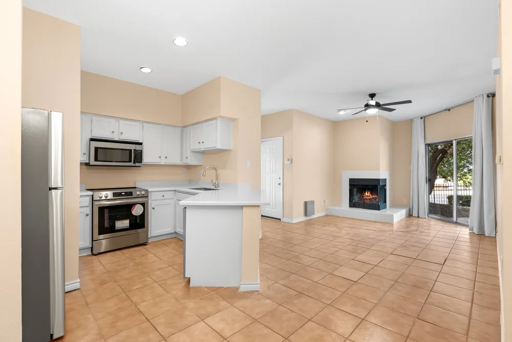 2450 Wickersham Lane #109 Austin, TX 78741