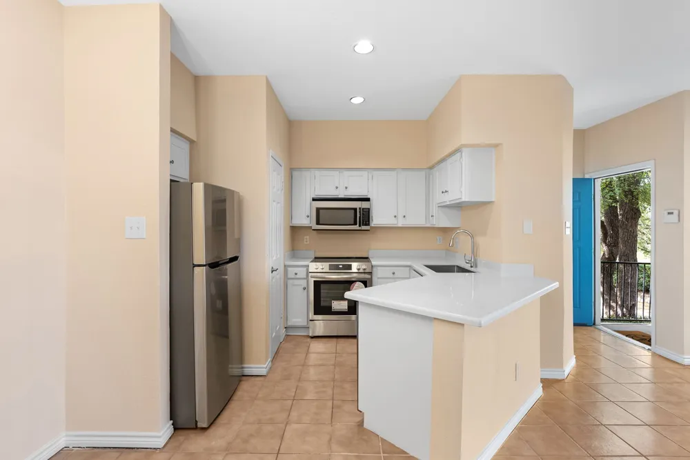 2450 Wickersham Lane #109 Austin, TX 78741