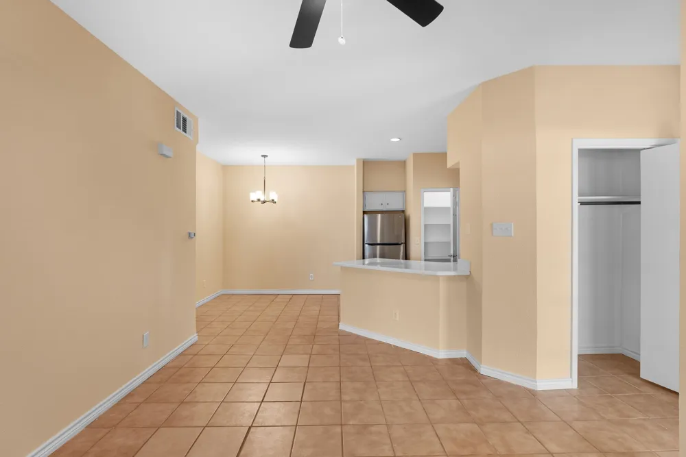 2450 Wickersham Lane #109 Austin, TX 78741