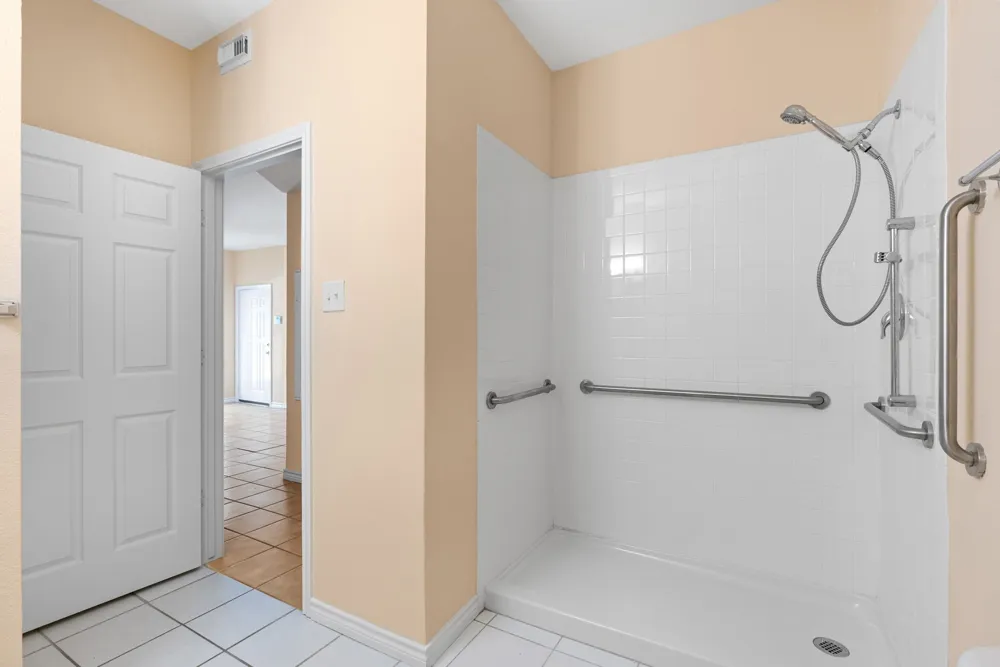 2450 Wickersham Lane #109 Austin, TX 78741