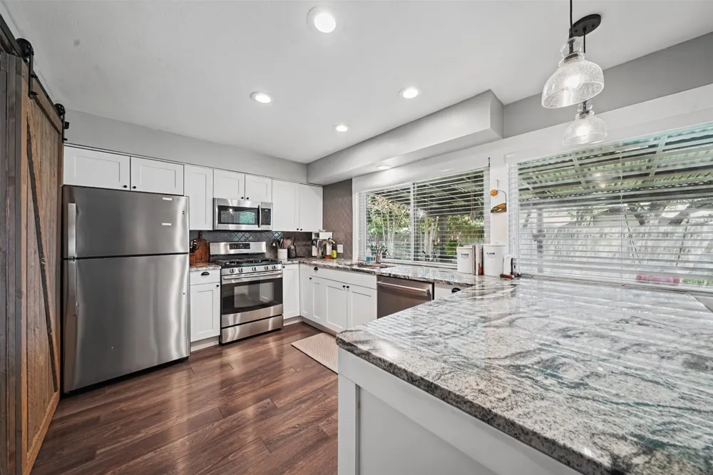 9007 W Pointer Lane Austin, TX 78758