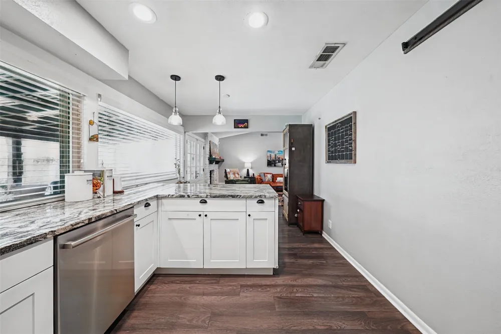 9007 W Pointer Lane Austin, TX 78758