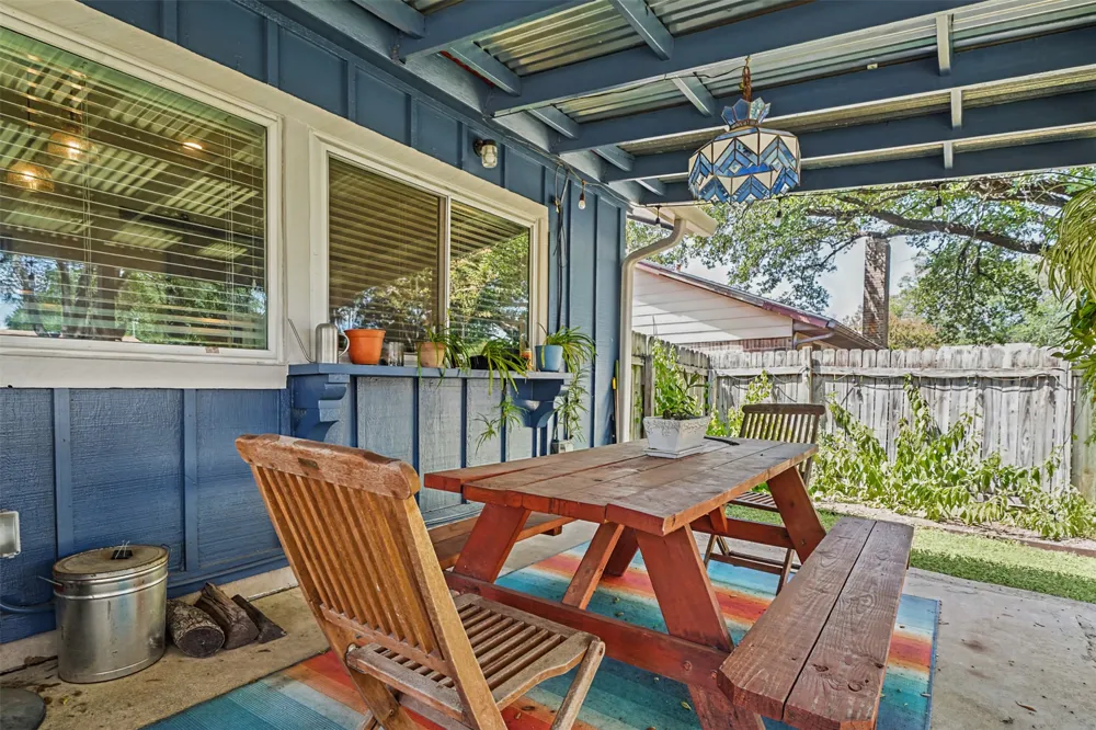 9007 W Pointer Lane Austin, TX 78758