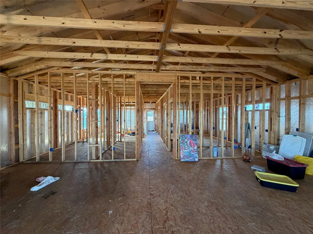 2051 County Road 102 Columbus, TX 78934
