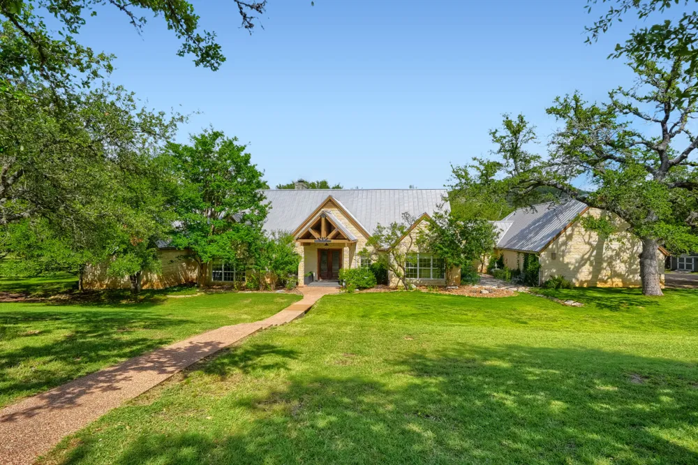 222 Winn Valley Drive Wimberley, TX 78676