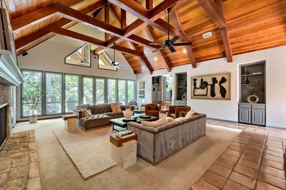 222 Winn Valley Drive Wimberley, TX 78676