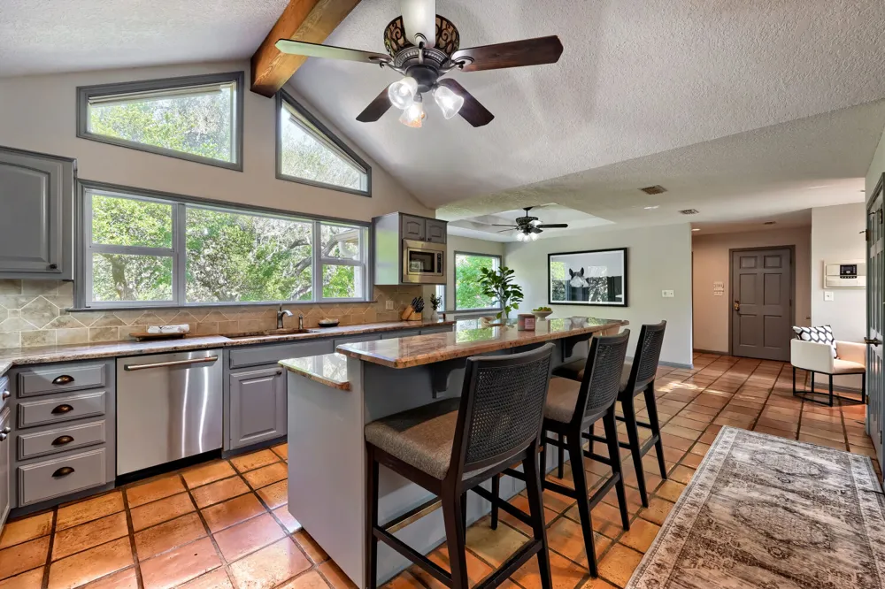 222 Winn Valley Drive Wimberley, TX 78676