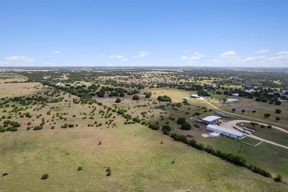 1400 County Road 221 Florence, TX 76527