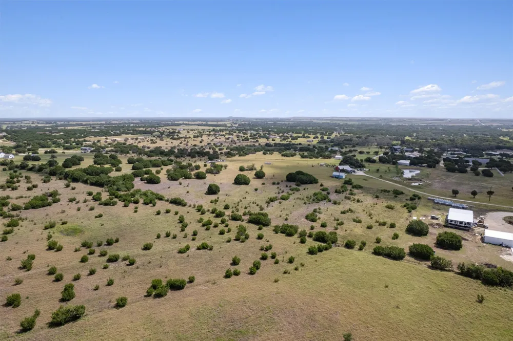 1400 County Road 221 Florence, TX 76527