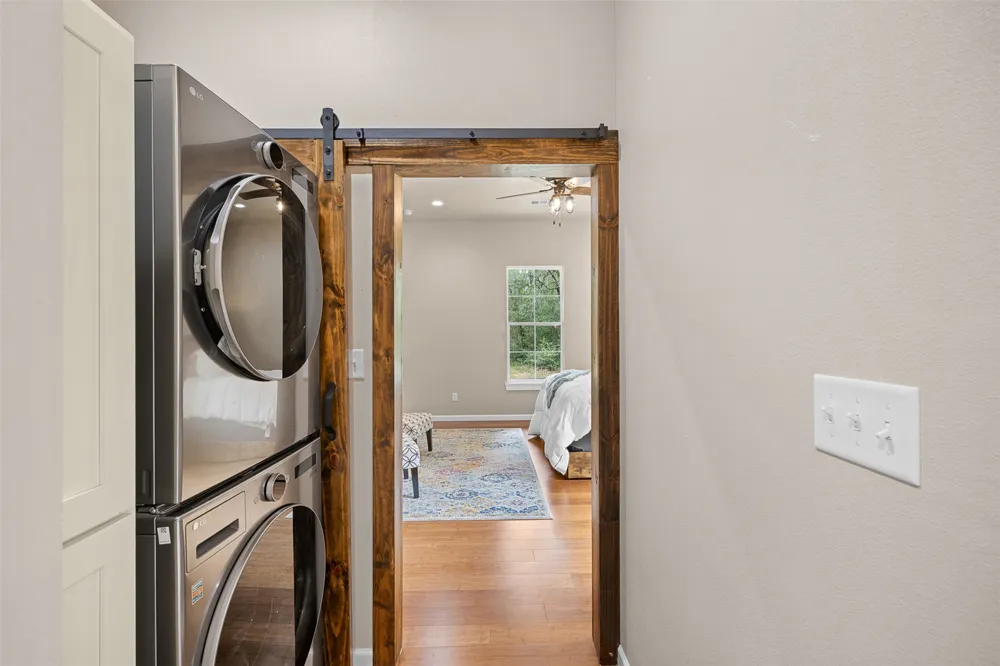 6944 County Road 132 Somerville, TX 77879