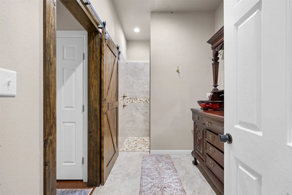 6944 County Road 132 Somerville, TX 77879