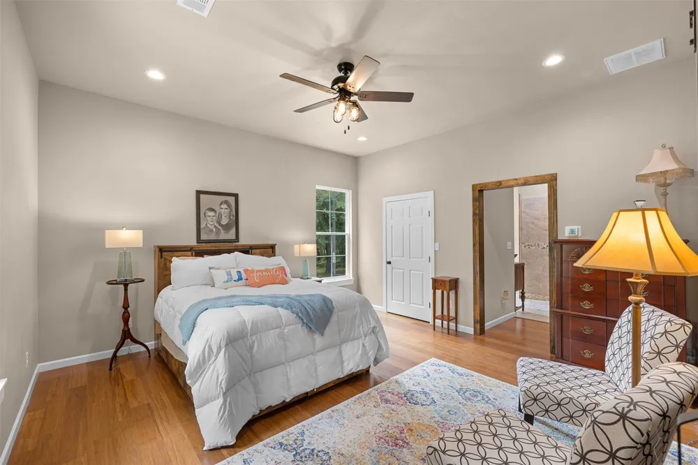 6944 County Road 132 Somerville, TX 77879