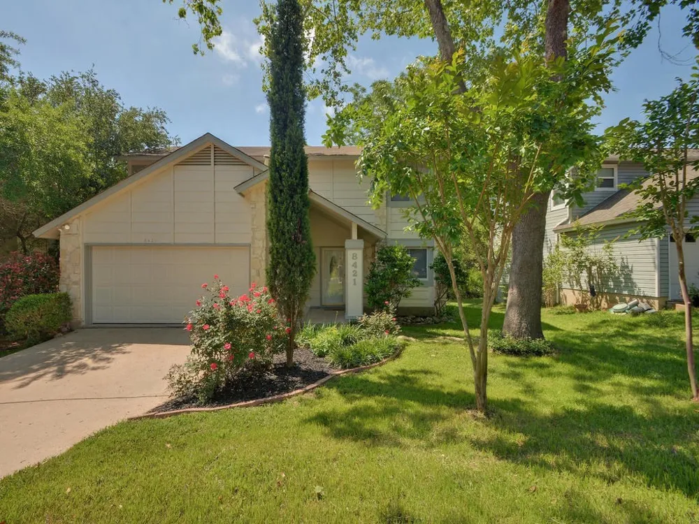 8421 Spring Valley Drive Austin, TX 78736