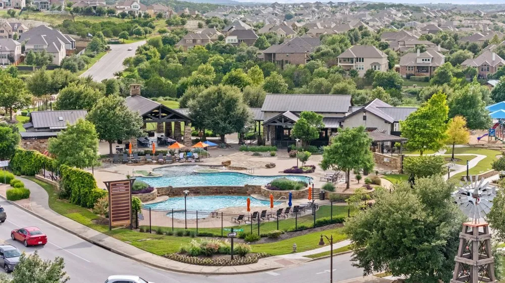 5524 Brady Bayou Cove Austin, TX 78738
