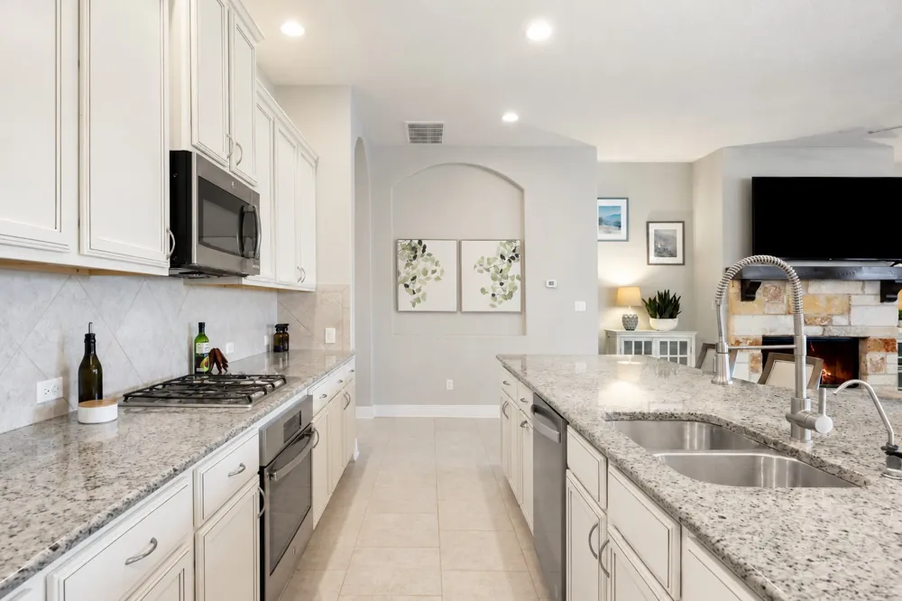 5524 Brady Bayou Cove Austin, TX 78738