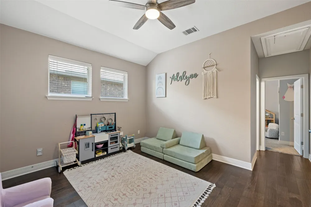 5524 Brady Bayou Cove Austin, TX 78738
