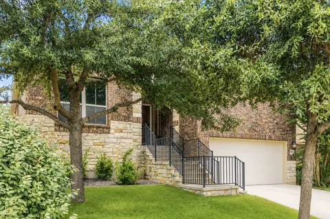 5524 Brady Bayou Cove