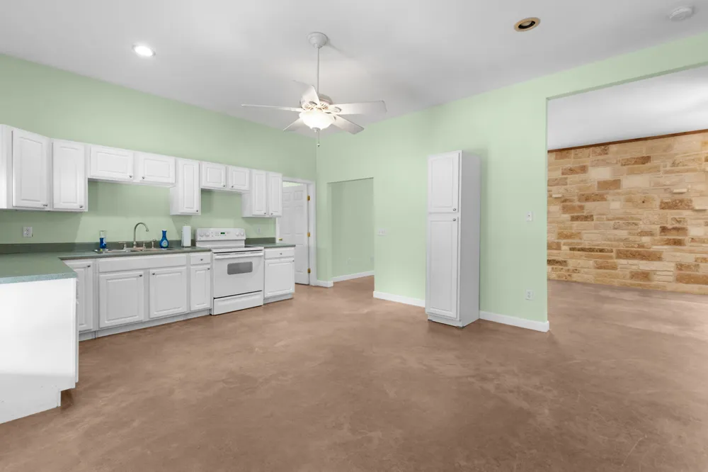 204 Deer Ridge Drive Burnet, TX 78611