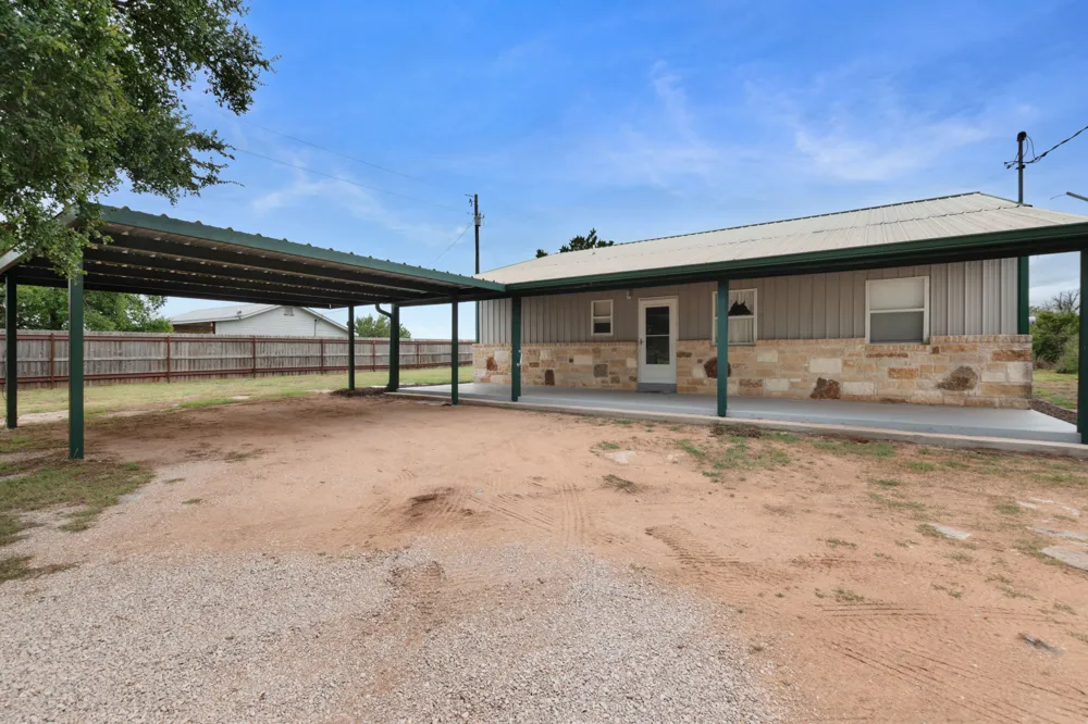 204 Deer Ridge Drive Burnet, TX 78611