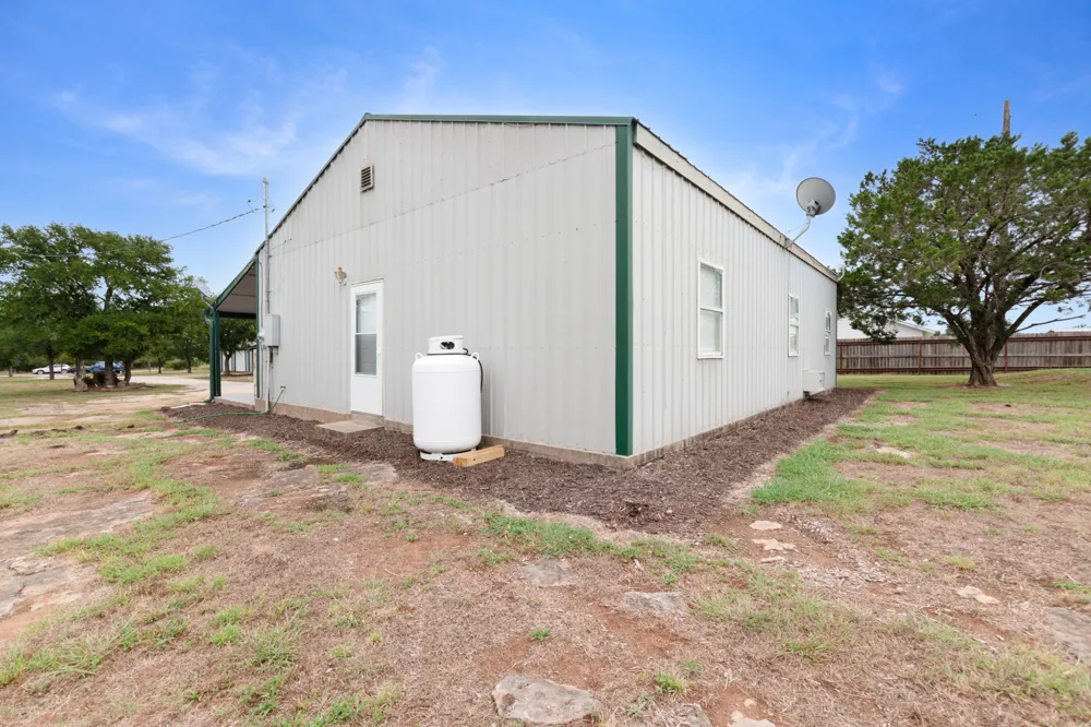 204 Deer Ridge Drive Burnet, TX 78611