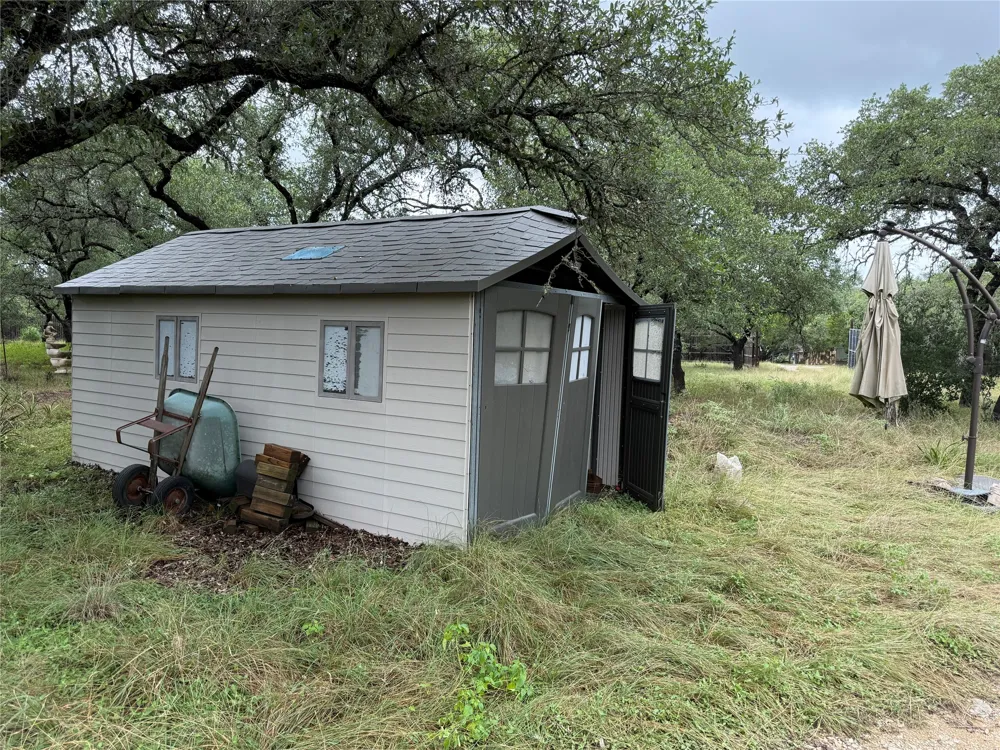500 Ridge Oak Drive Wimberley, TX 78676