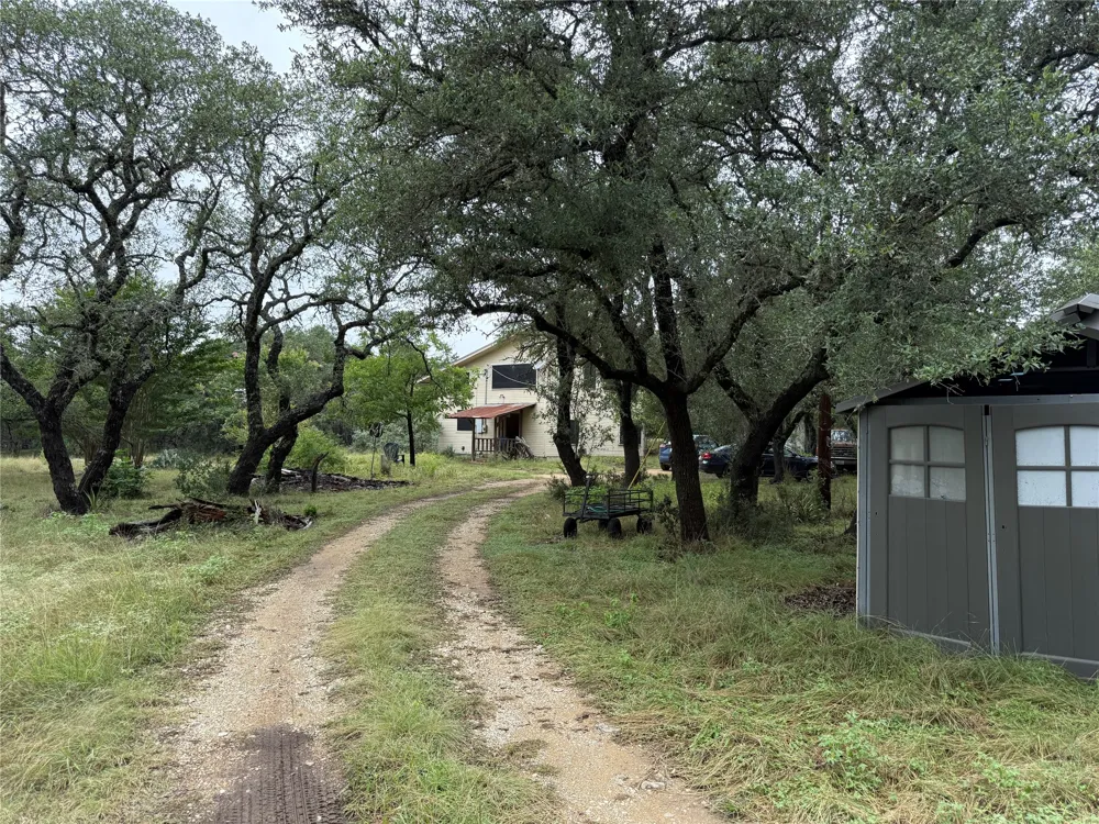 500 Ridge Oak Drive Wimberley, TX 78676