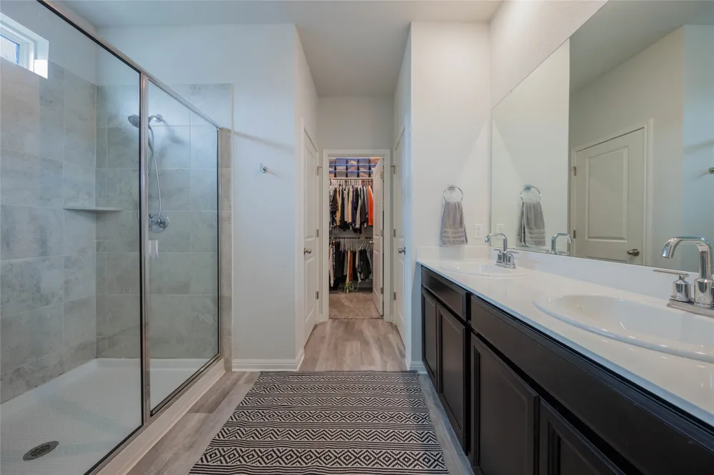 821 Lone Peak Way Dripping Springs, TX 78620