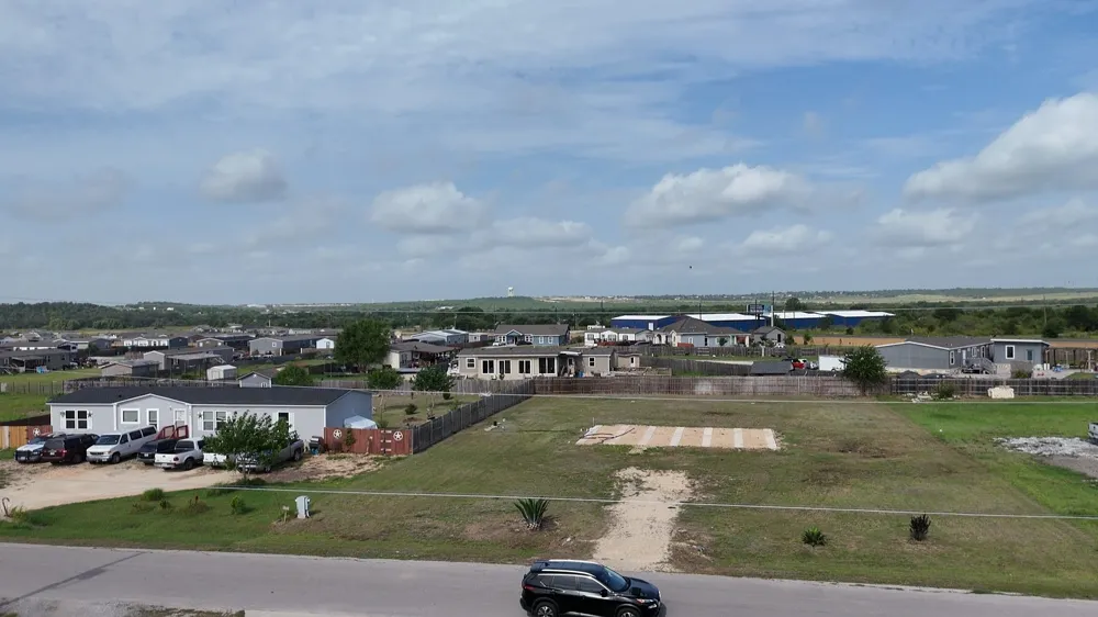 258 Arrowhead Cove Kyle, TX 78640