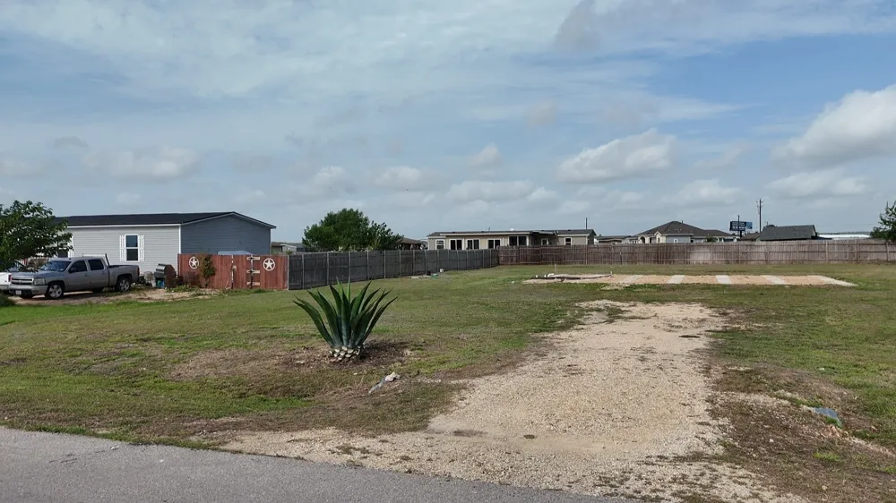 258 Arrowhead Cove Kyle, TX 78640