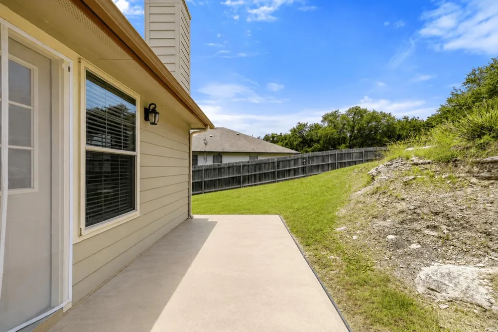 714 Newport Drive Spicewood, TX 78669