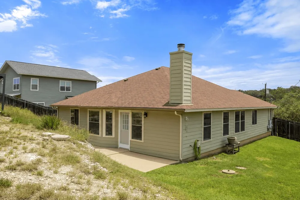 714 Newport Drive Spicewood, TX 78669