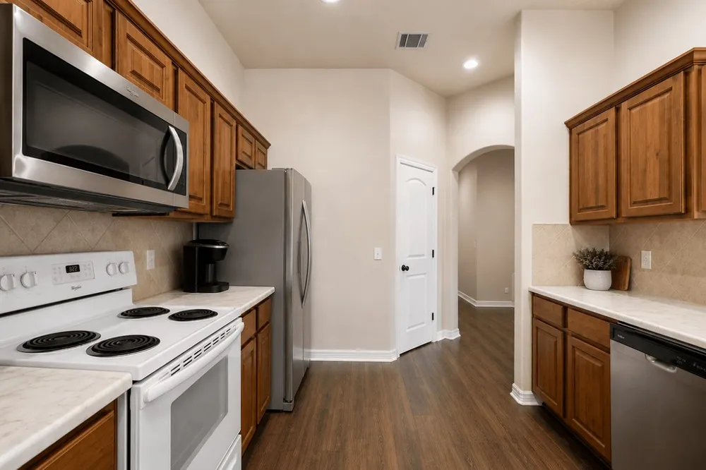 714 Newport Drive Spicewood, TX 78669