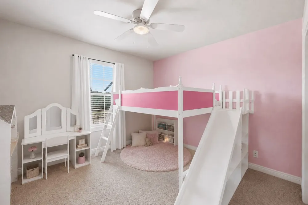 714 Newport Drive Spicewood, TX 78669