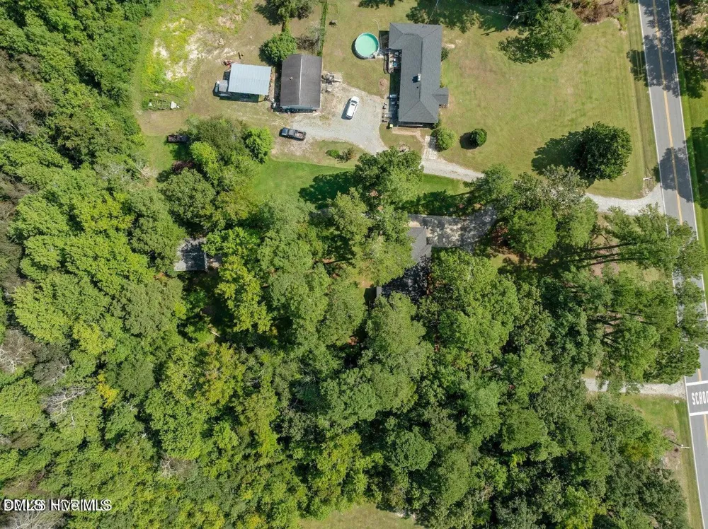 3286 Nc 122 S Pinetops, NC 27864