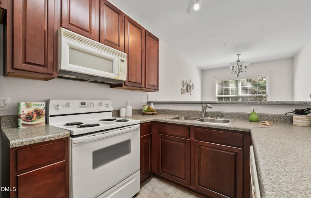 1012 Linen Drive Morrisville, NC 27560