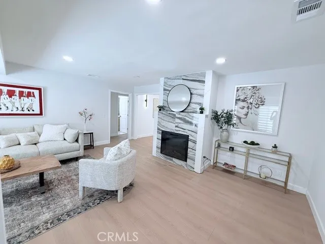 21 W Camino Real Arcadia, CA 91007