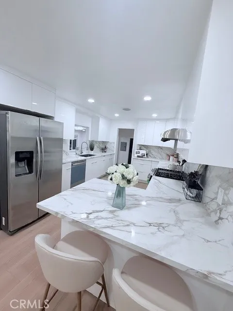 21 W Camino Real Arcadia, CA 91007