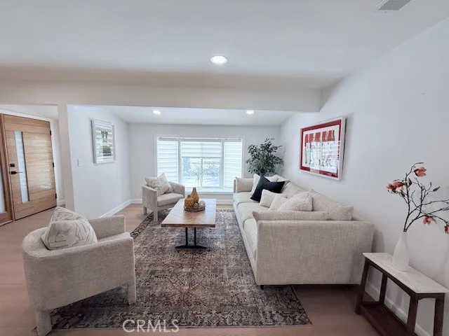 21 W Camino Real Arcadia, CA 91007