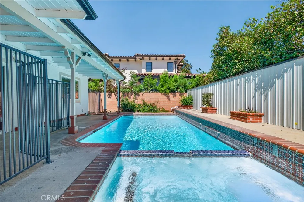 21 W Camino Real Arcadia, CA 91007